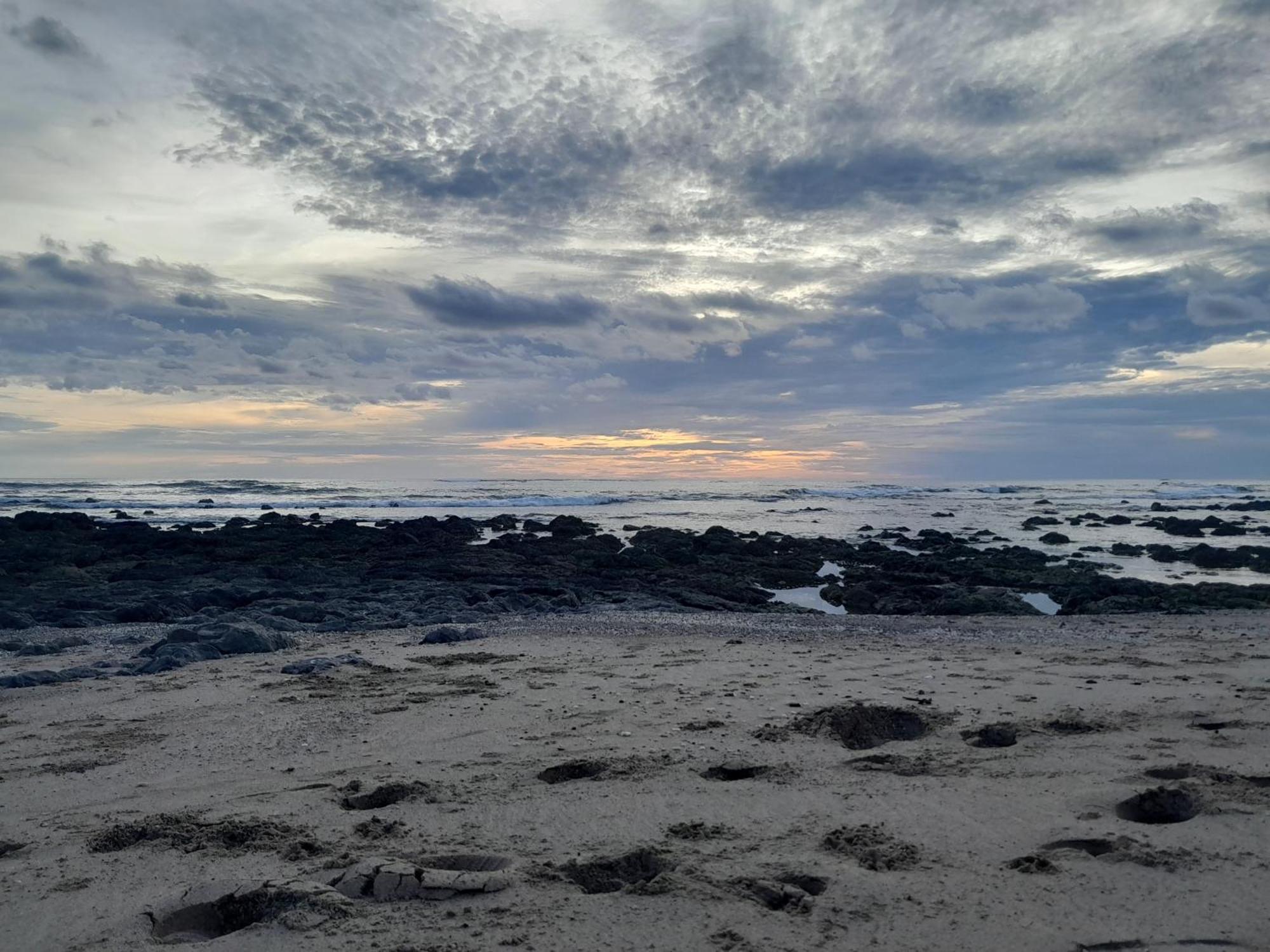Hotel Cabinas La Playa Плайя-Авельяна Экстерьер фото